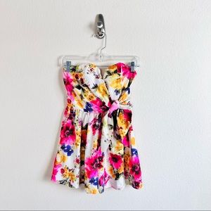 Mustard Seed White & Pink Floral Tie Sweetheart Strapless Romper